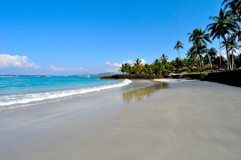 Candi Beach Resort And Spa 49/52