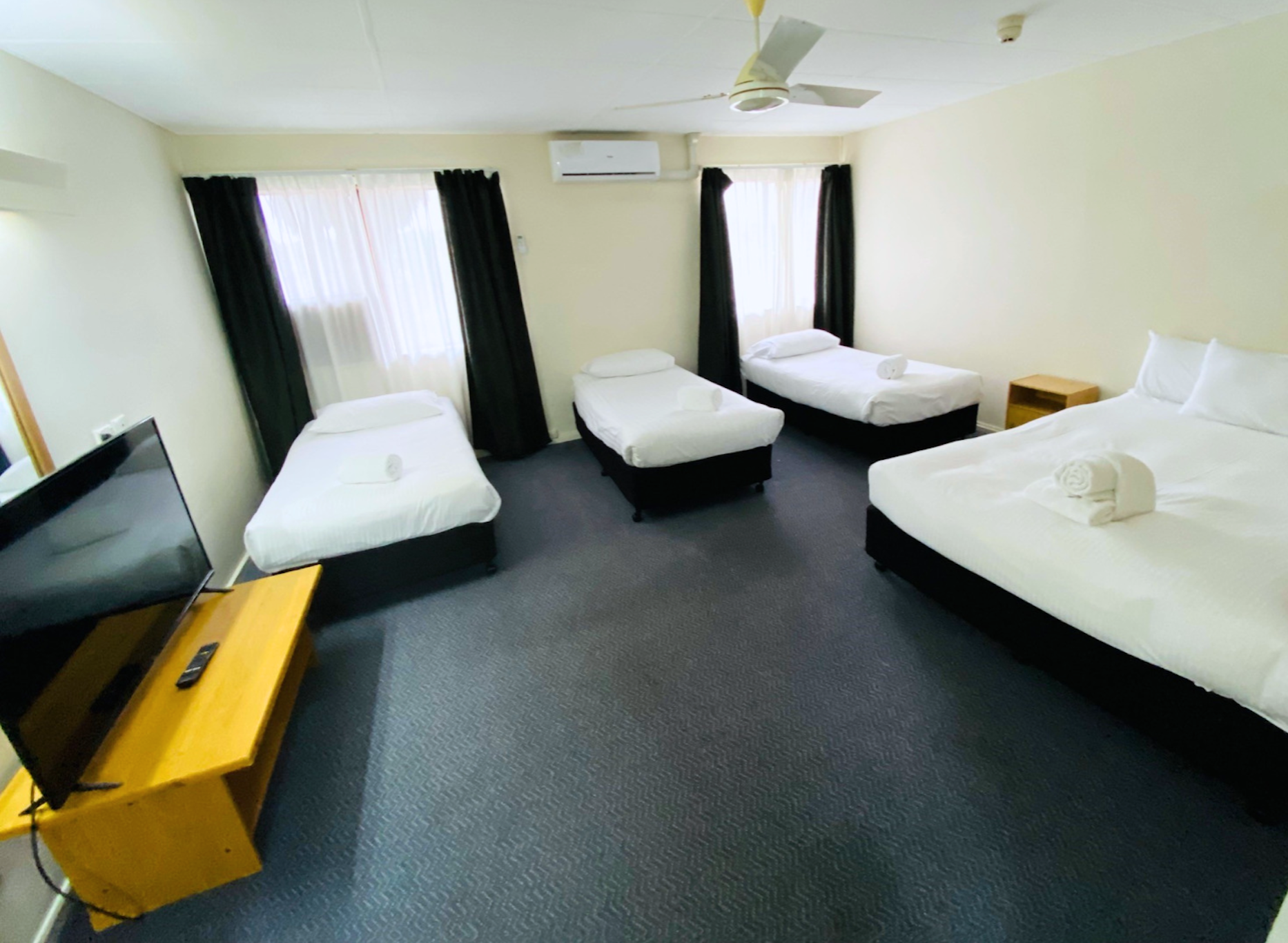 Nowra Motor Inn 8/17