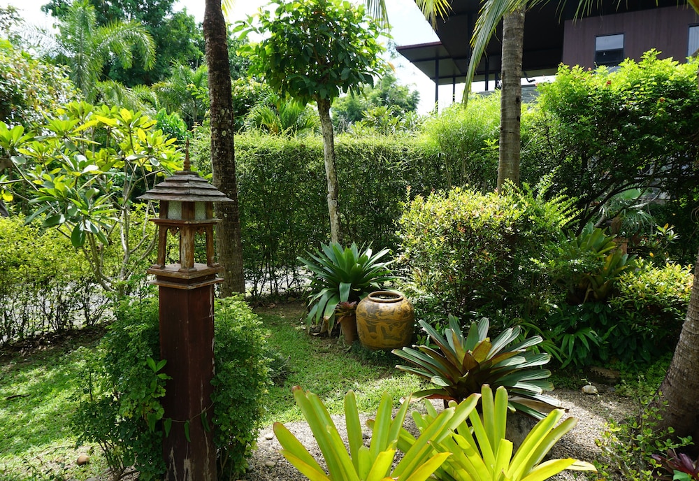 Mae Nai Gardens 44/50