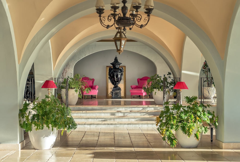 Therasia Resort Sea And Spa 14/100