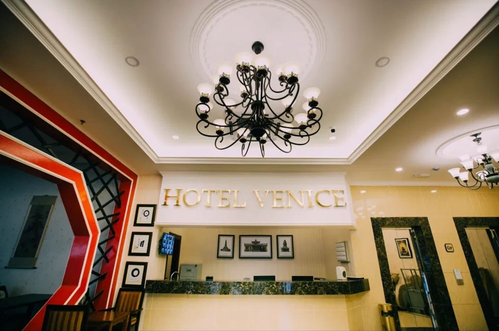 Venice Hotel 3/16