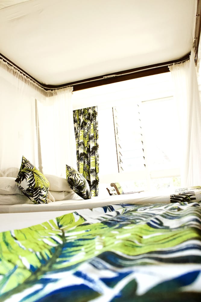 Reef Hotel Mombasa 19/49