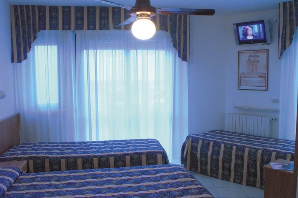 Hotel Genzianella 17/38