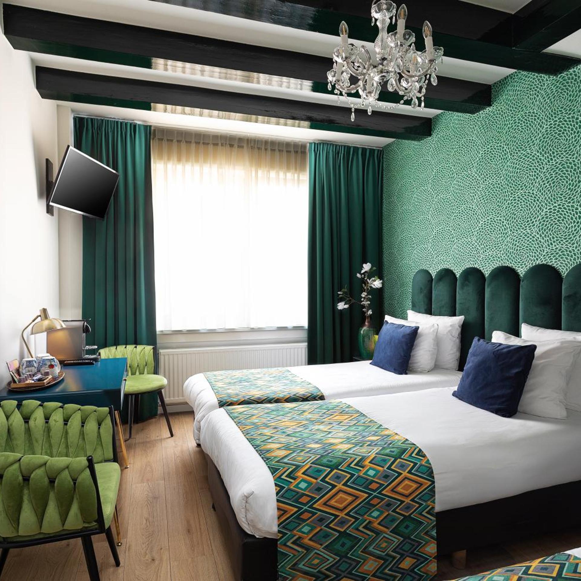 Room, Triple, Hotel Des Arts 2/5