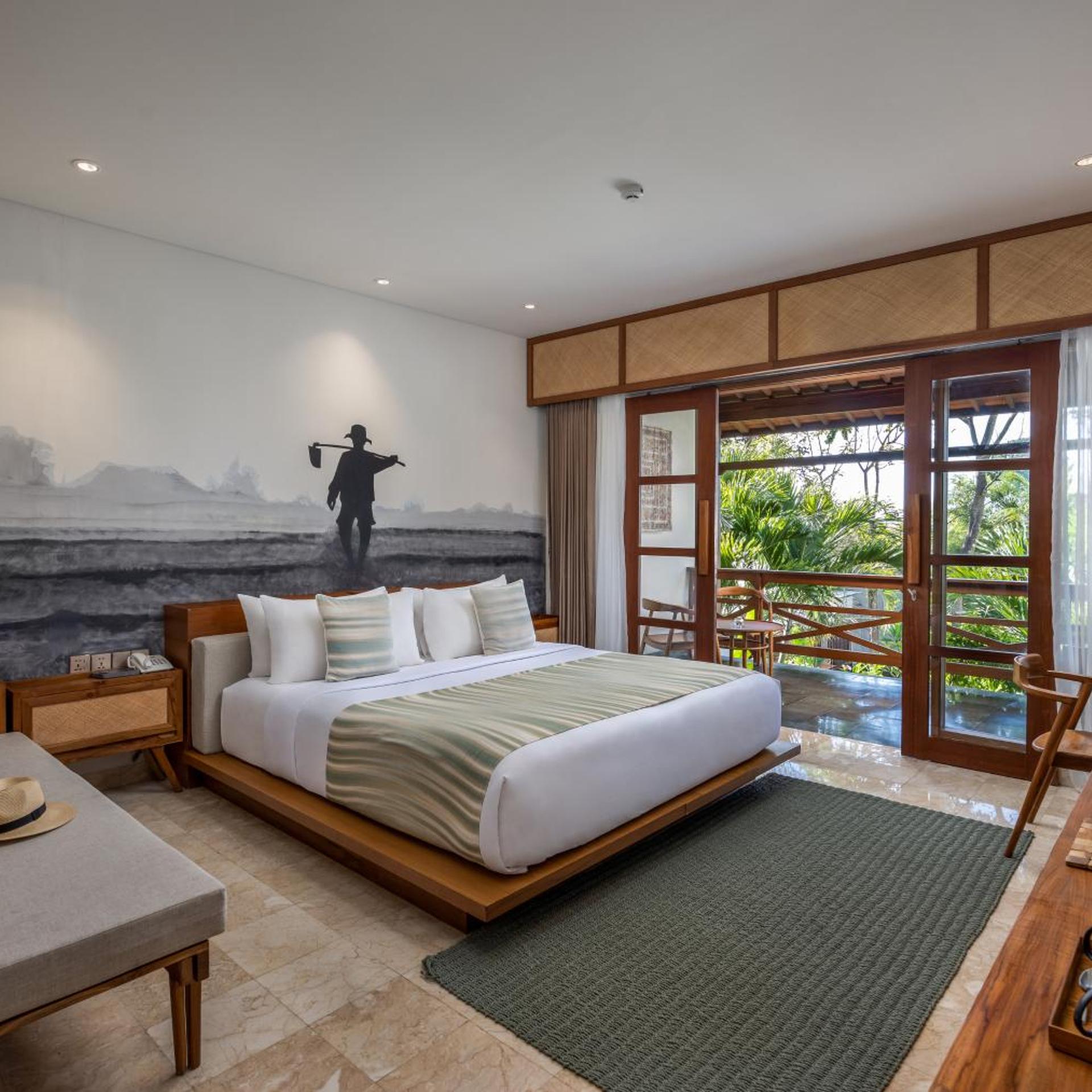 Suite, Balcony
