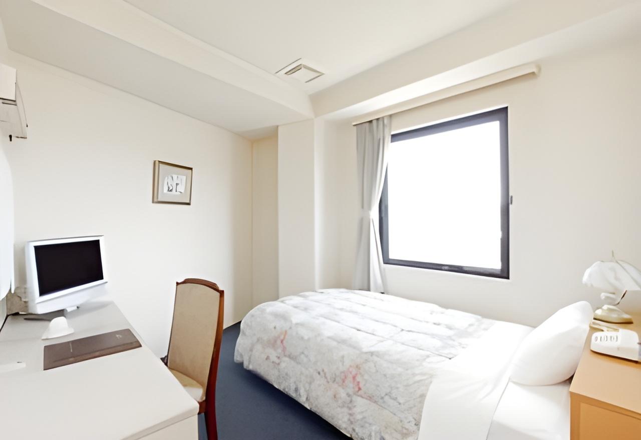 Room, Twin Beds
