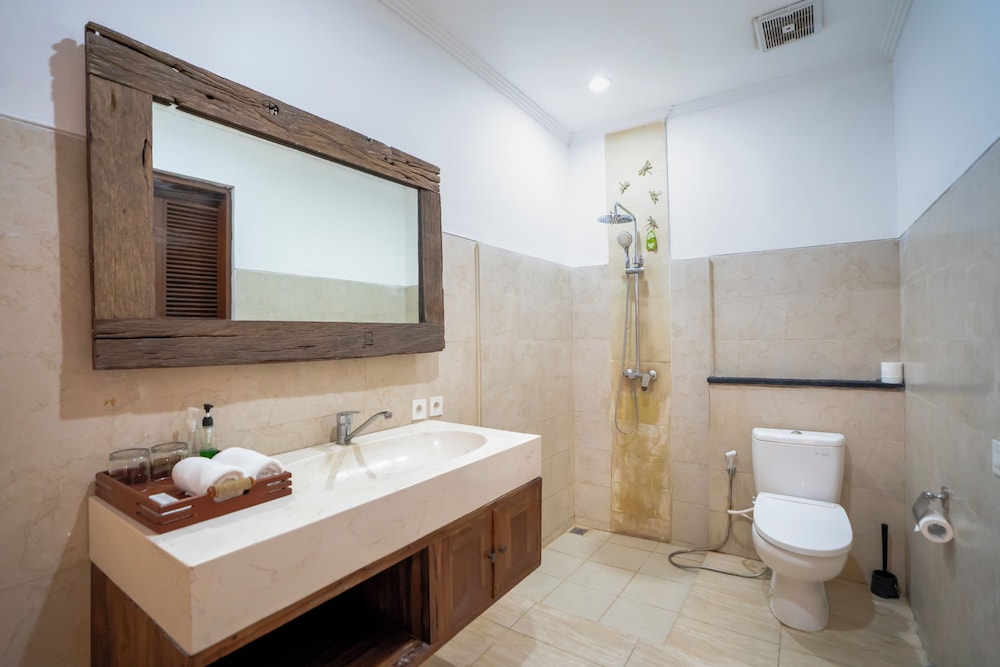 Kusuma Living and Villa Seminyak 53/56
