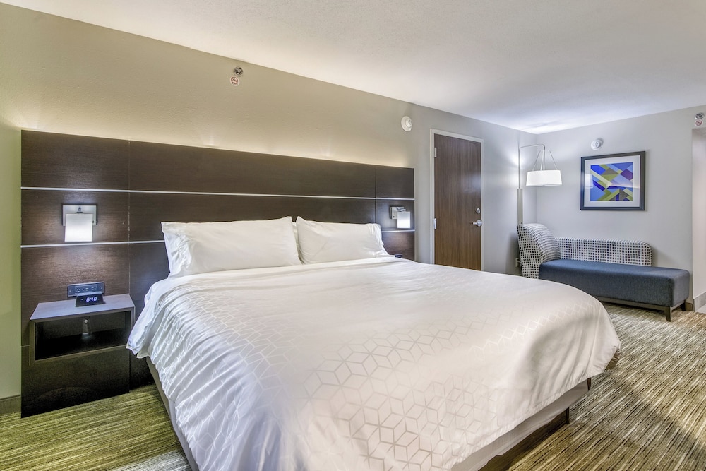 Standard, King Bed, Accessible