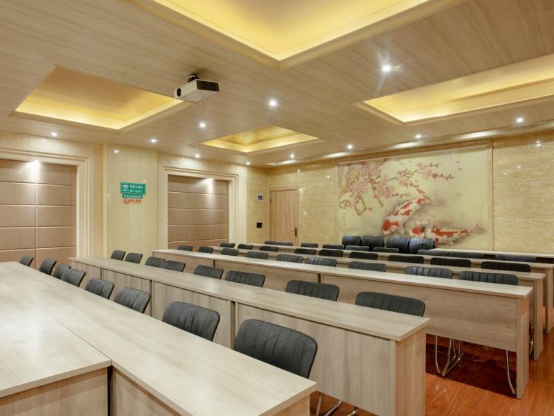 GreenTree Inn Anhui Hefei South High-speed Rail Station Fanhua Avenue Haiheng Express Hotel 35/46