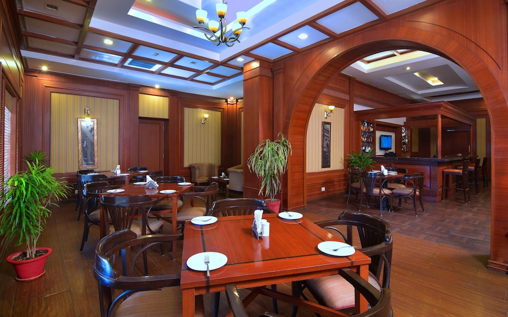 Chanakya Bnr Hotel 16/27