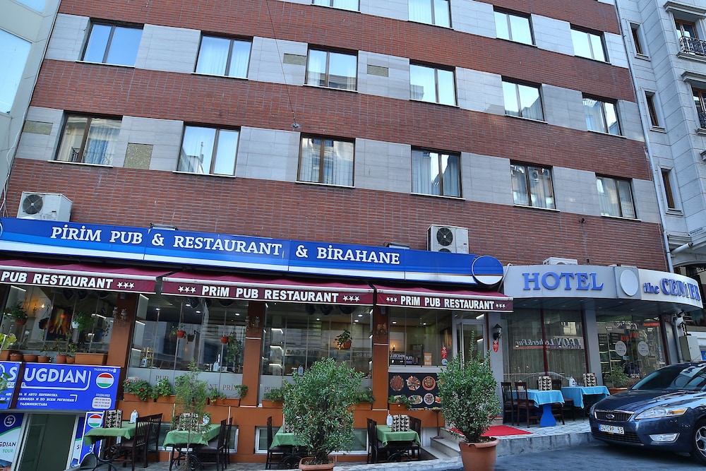 The Center Hotel 2/33
