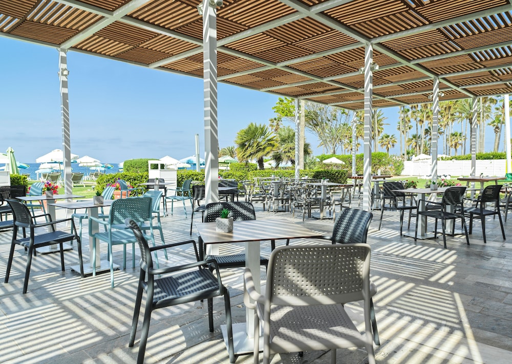 Leonardo Cypria Bay 58/74