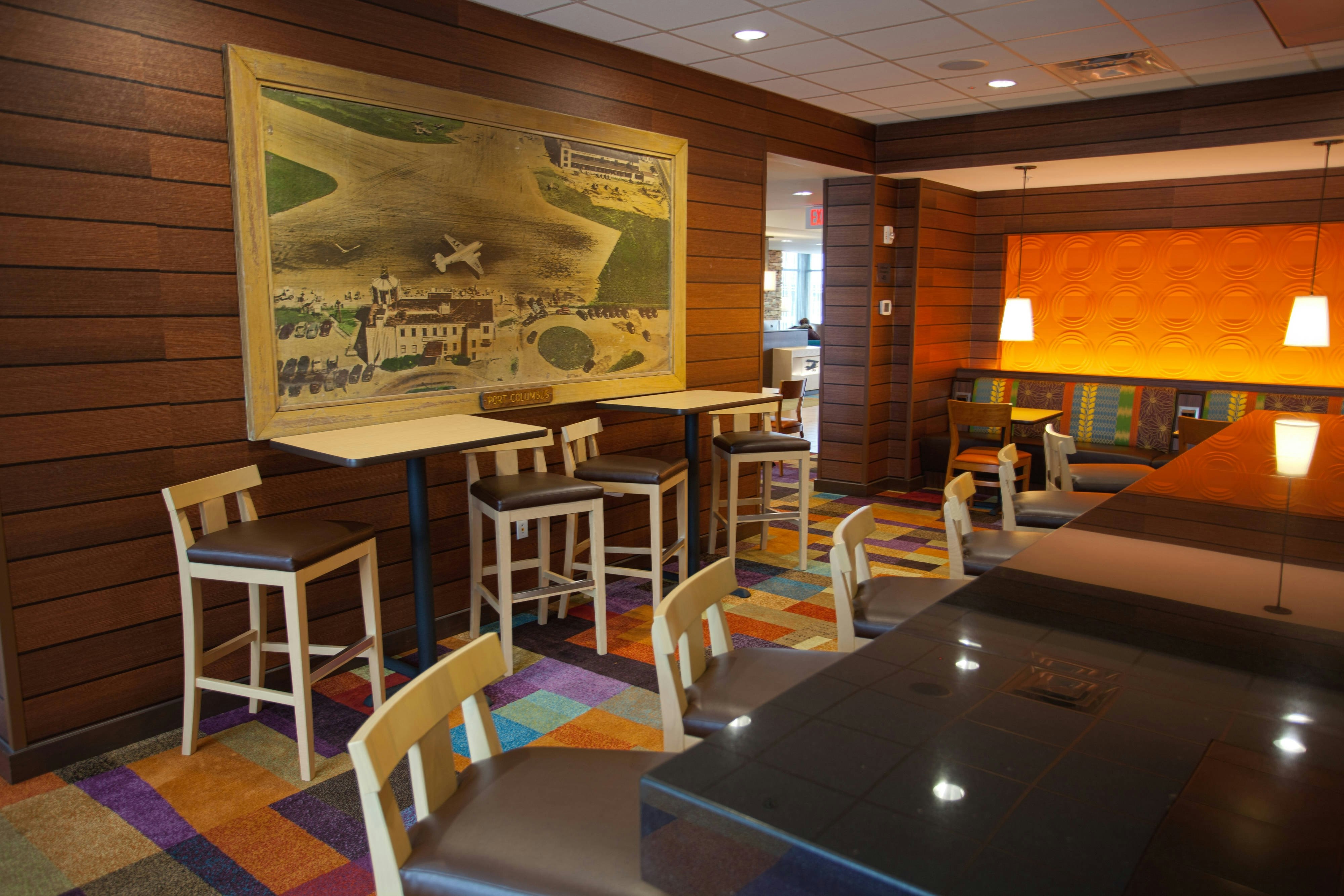 Fairfield Inn & Suites By Marriott Columbus Airport 14/18
