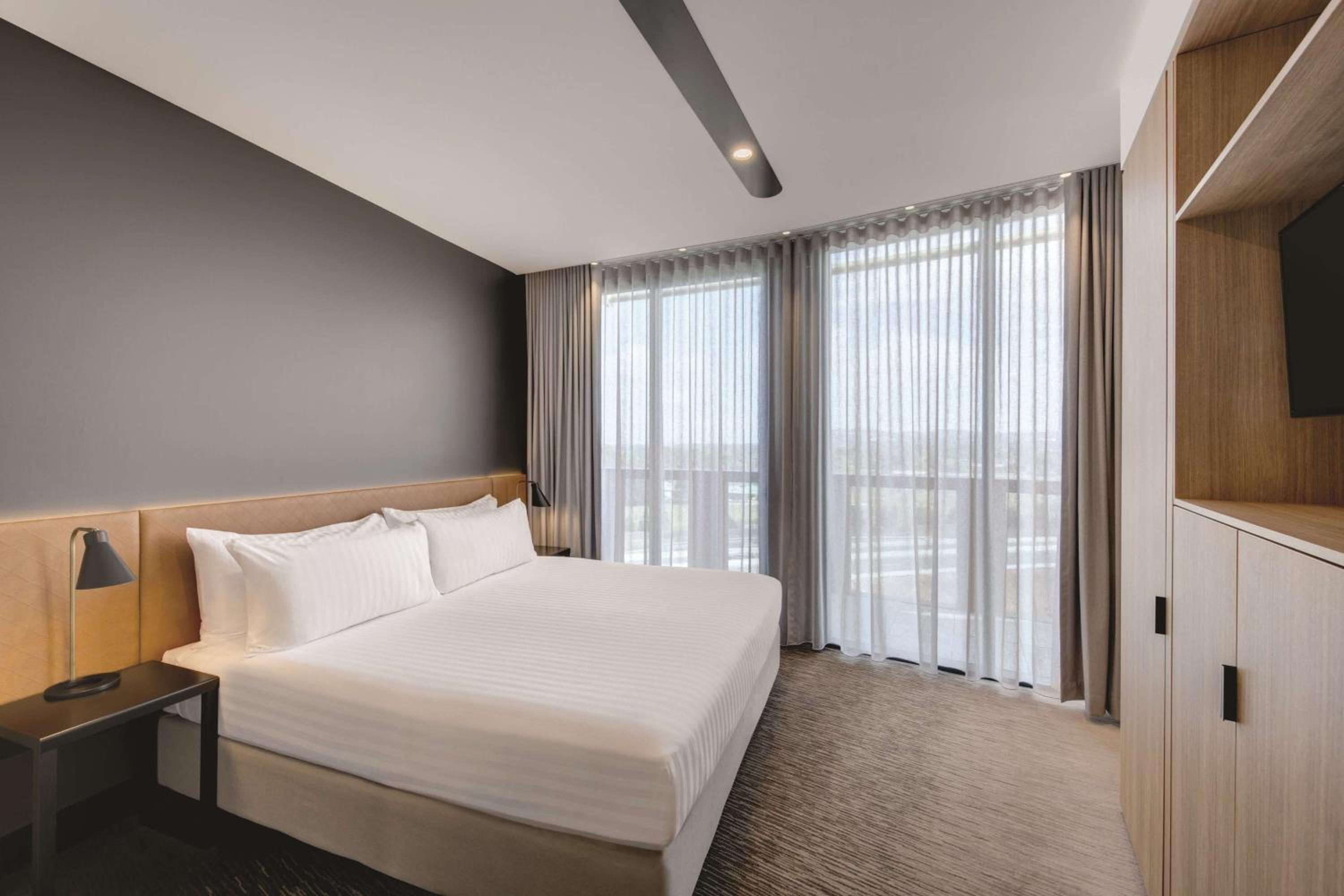 2 Bedrooms, Apartment, Single Bed