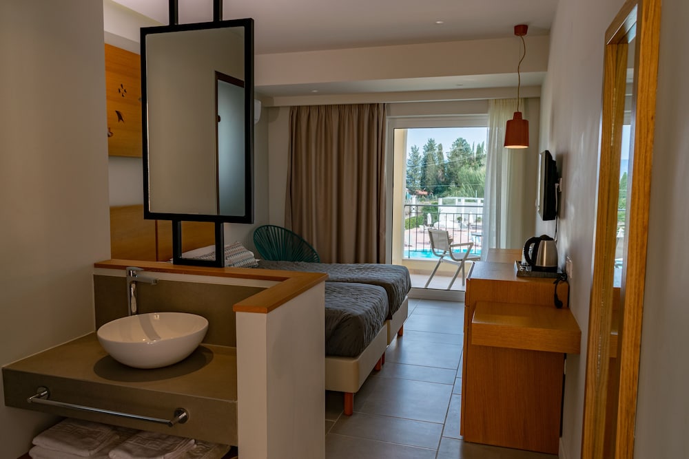 Olympion Village Hotel 49/50