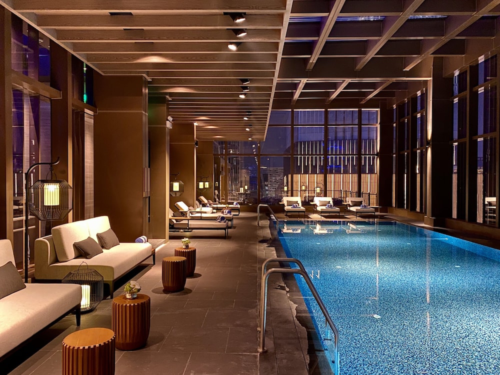 Jumeirah Guangzhou Hotel 38/75
