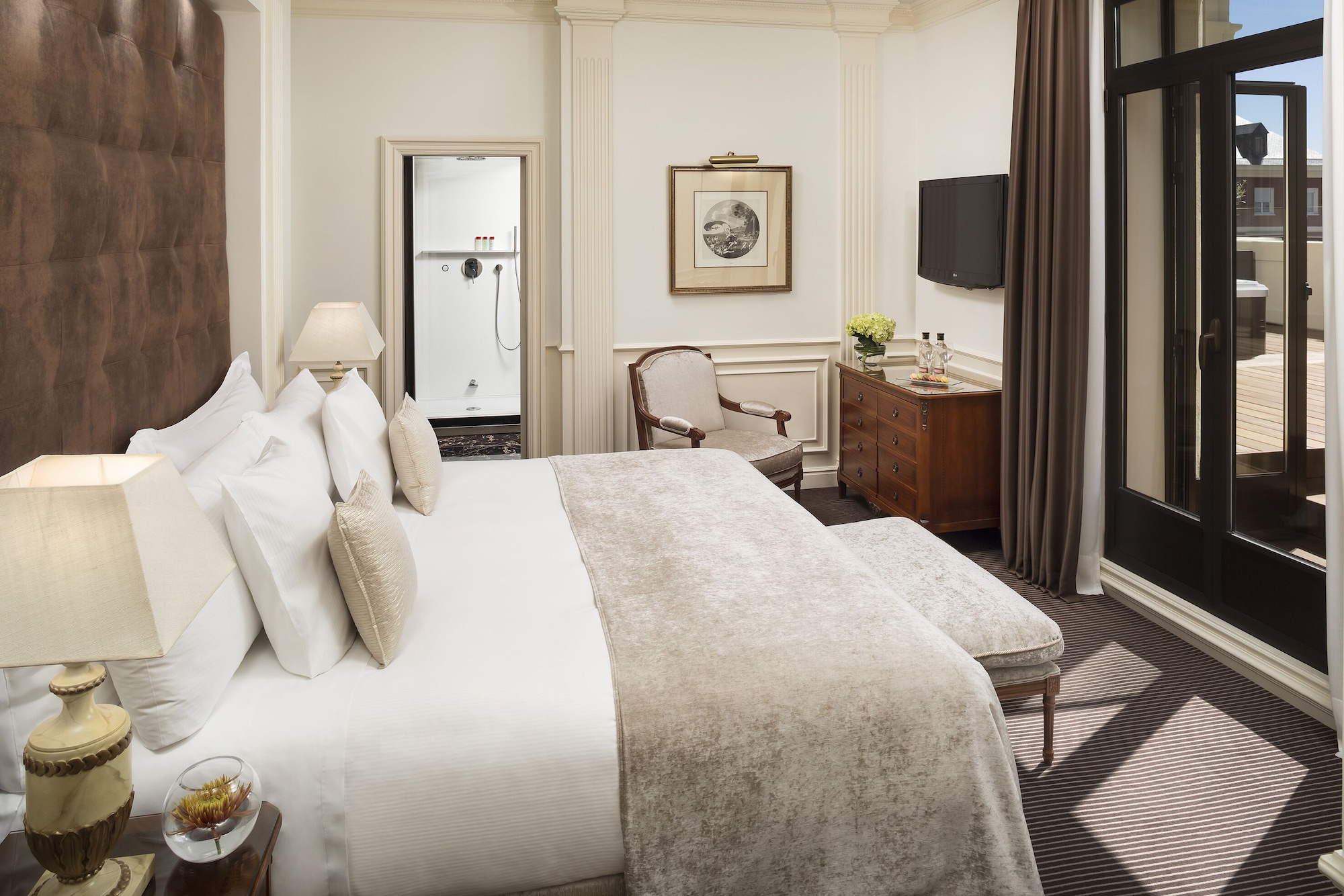 Red Level, Presidential, Castellana, Suite, King Bed