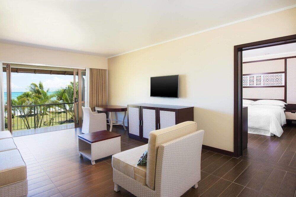Samoa Beach Resort 42/70