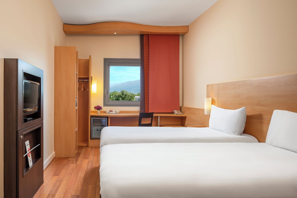 Ibis Bursa 19/68