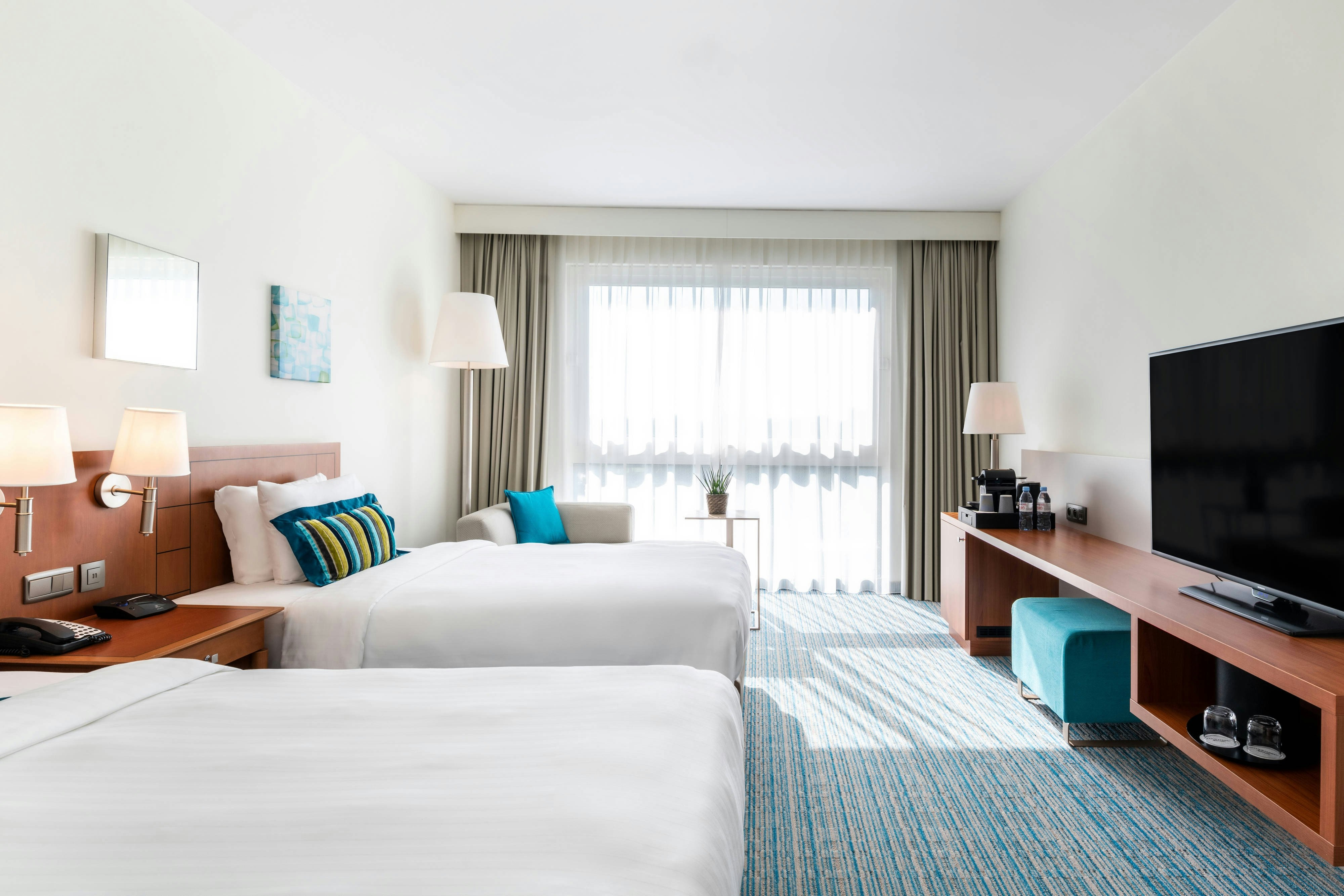 Standard, Courtyard By Marriott Brussels 3/4