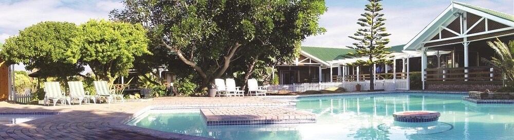 Pine Lodge Resort 66/70