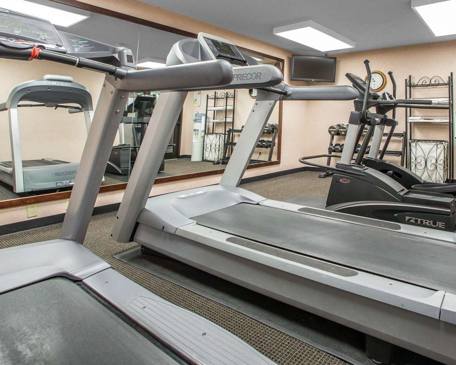 Quality Inn Schaumburg - Chicago near the Mall 6/14