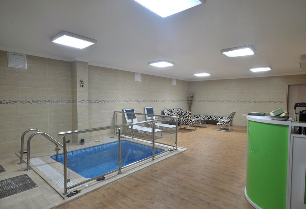 Rhiss Hotel Bostanci 31/64