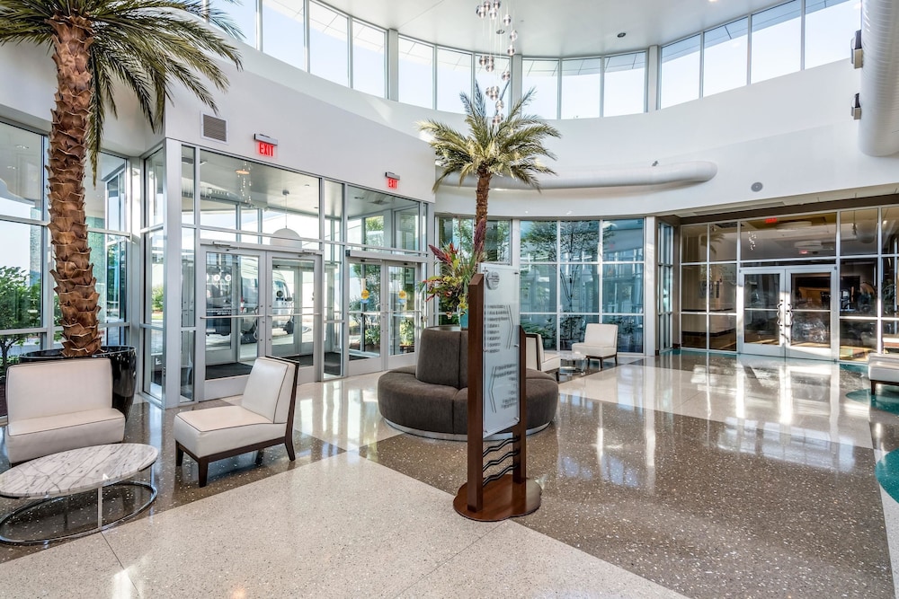 Oasis Hotel & Conv. Center, Ascend Hotel Collection 33/38