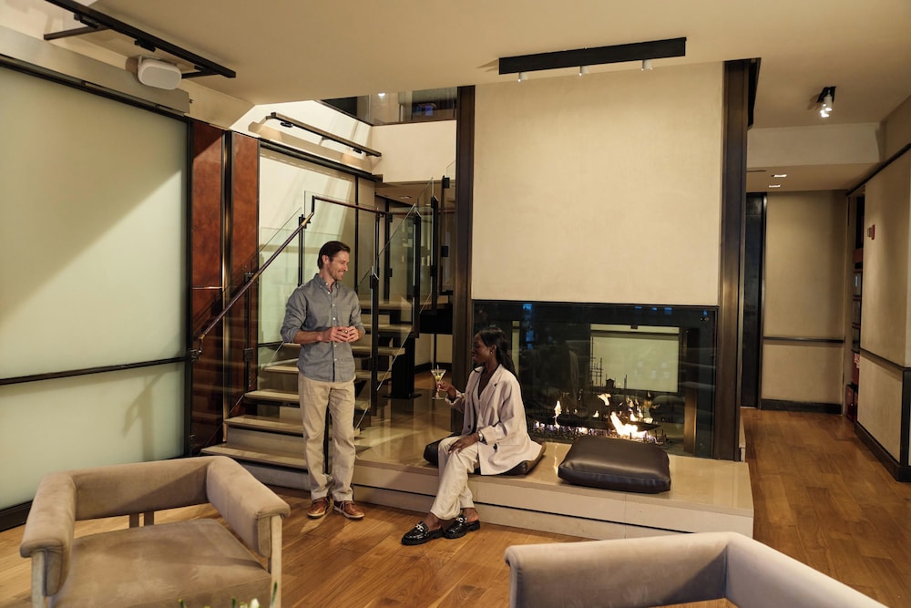 Chambers Hotel 40/70