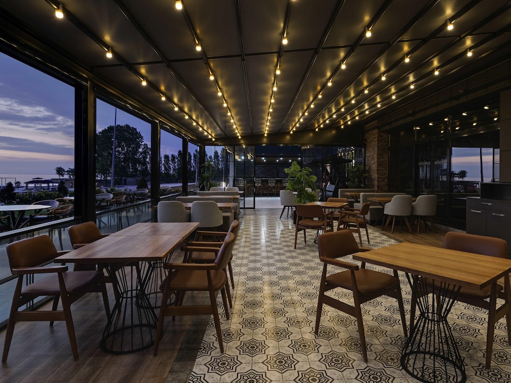 Movenpick Hotel Trabzon 58/60