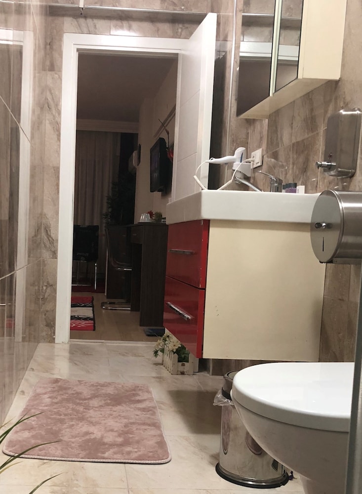 Lizzia Butik Hotel 31/36