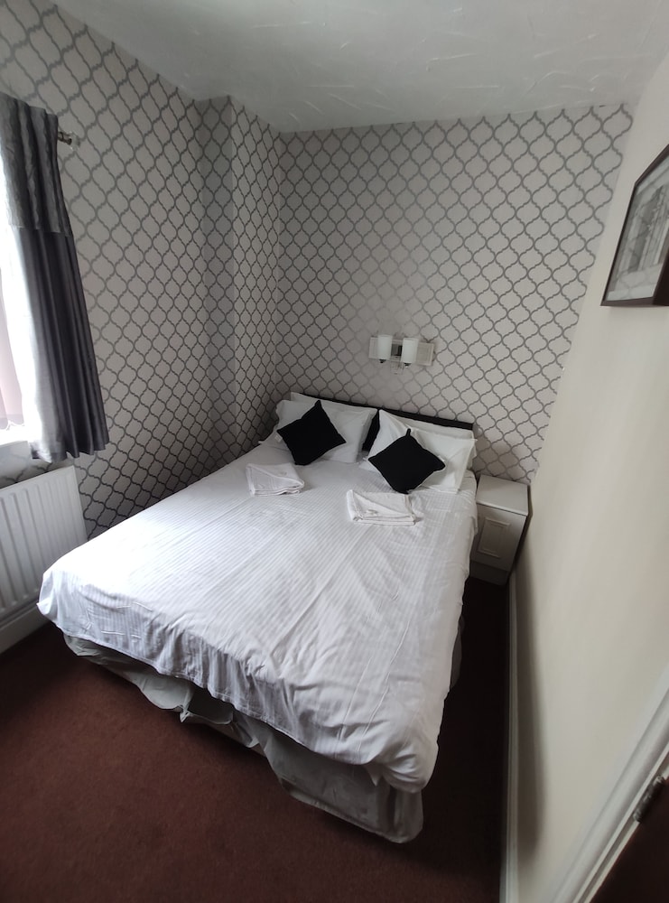The Mardi Gras Guest Accommodation 19/47