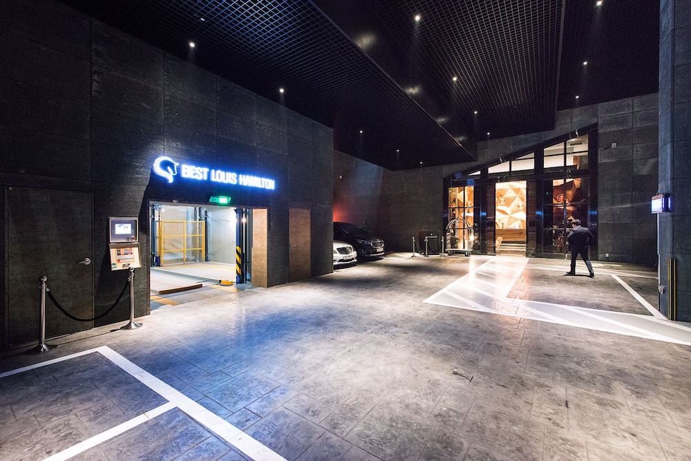 Best Louis Hamilton Hotel Changwon 63/68