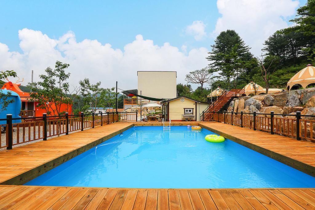 Gapyeong Animal Caravan Pension 29/37