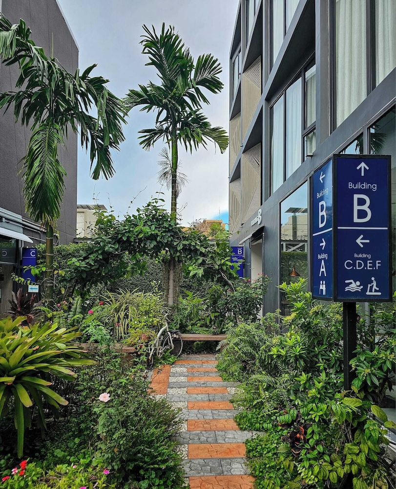 Canalis Suvarnabhumi Airport Hotel 48/50