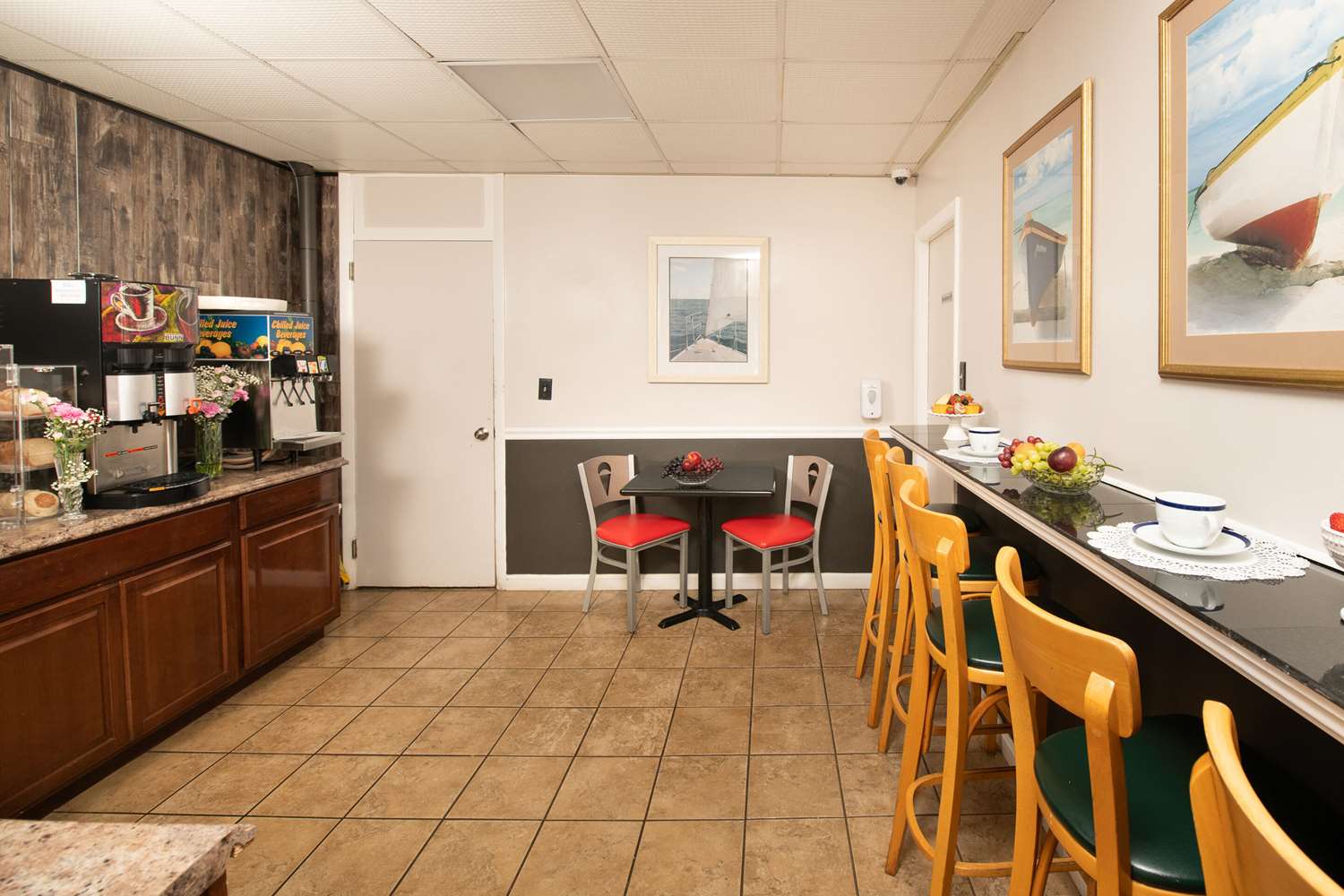 Rodeway Inn Middletown 25/35