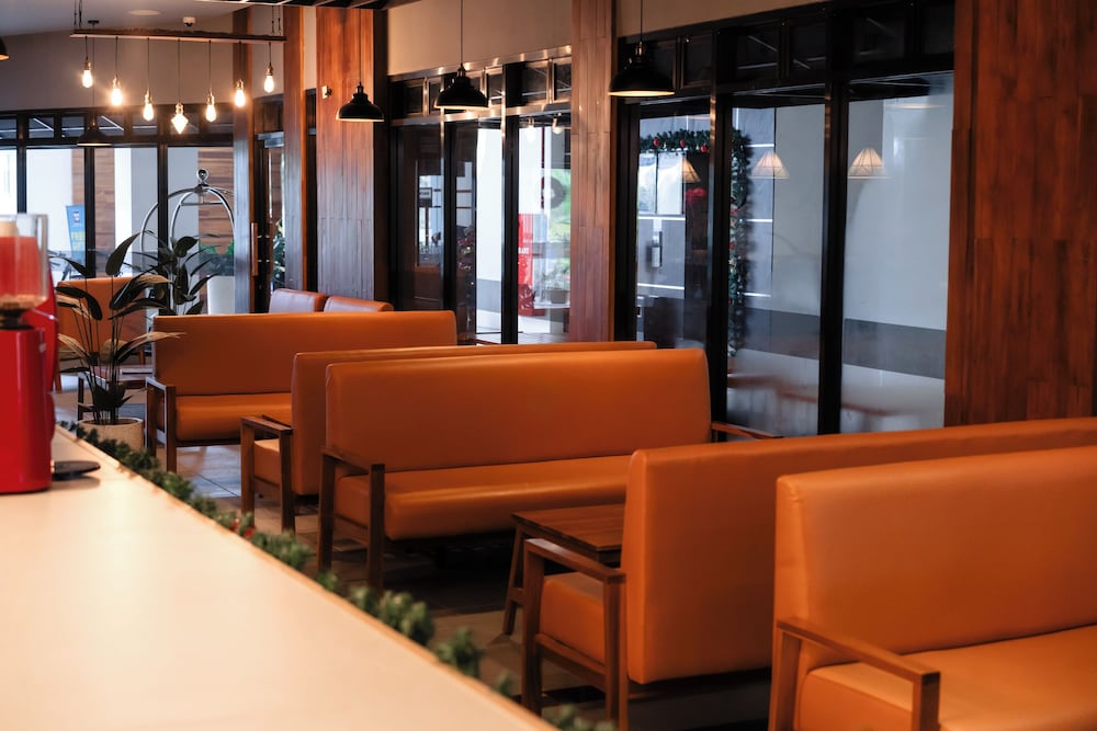 Zasgo Hotel 25/50