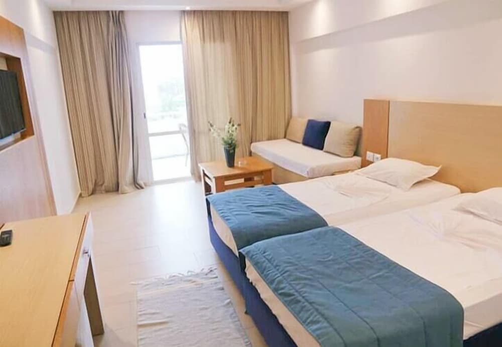 Hotel Golf Residence 8/50