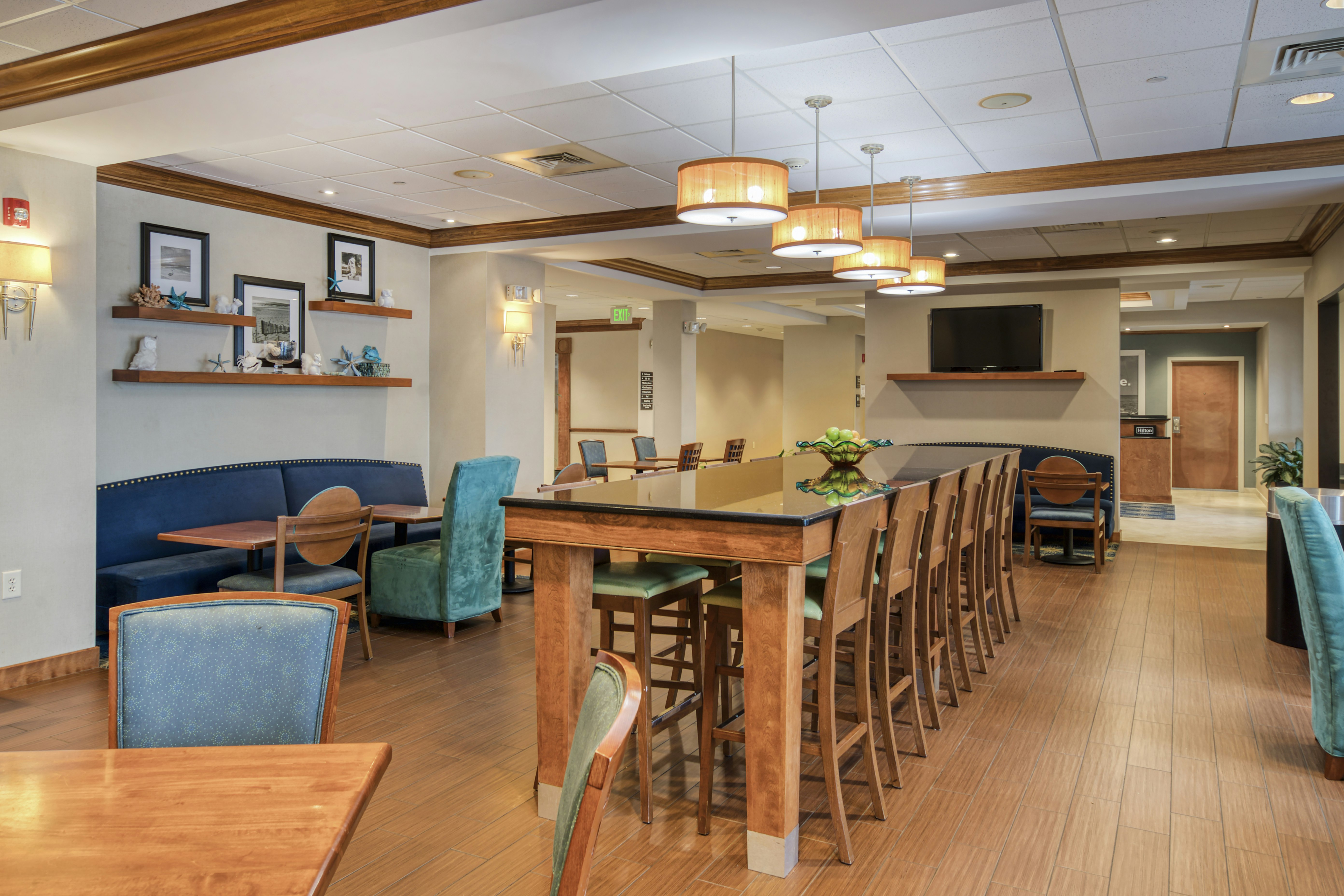 Hampton Inn Wilmington - University Area/Smith Creek Station 39/72