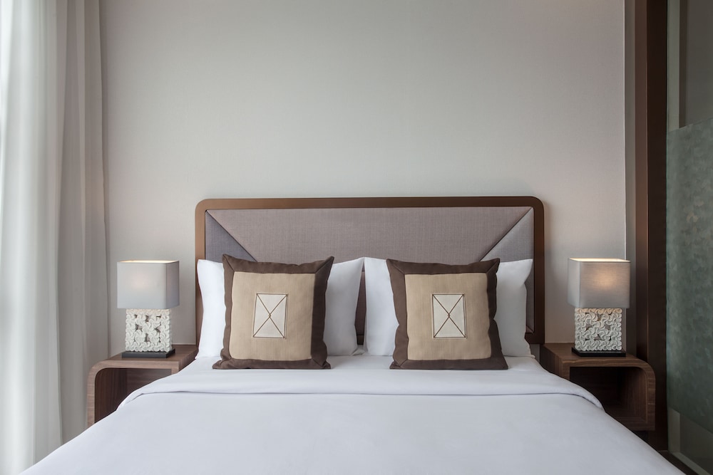 Sawana Suites 15/25