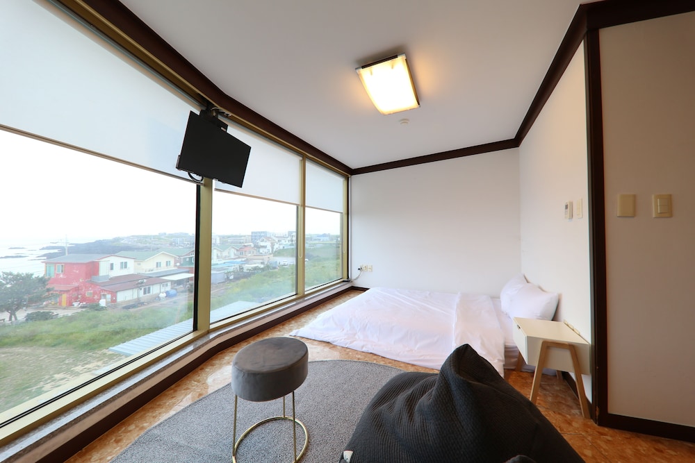 Jeju Miracle Guest House 18/60