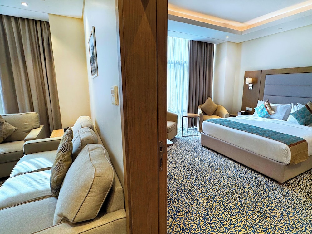 Rozana Hotel 12/50