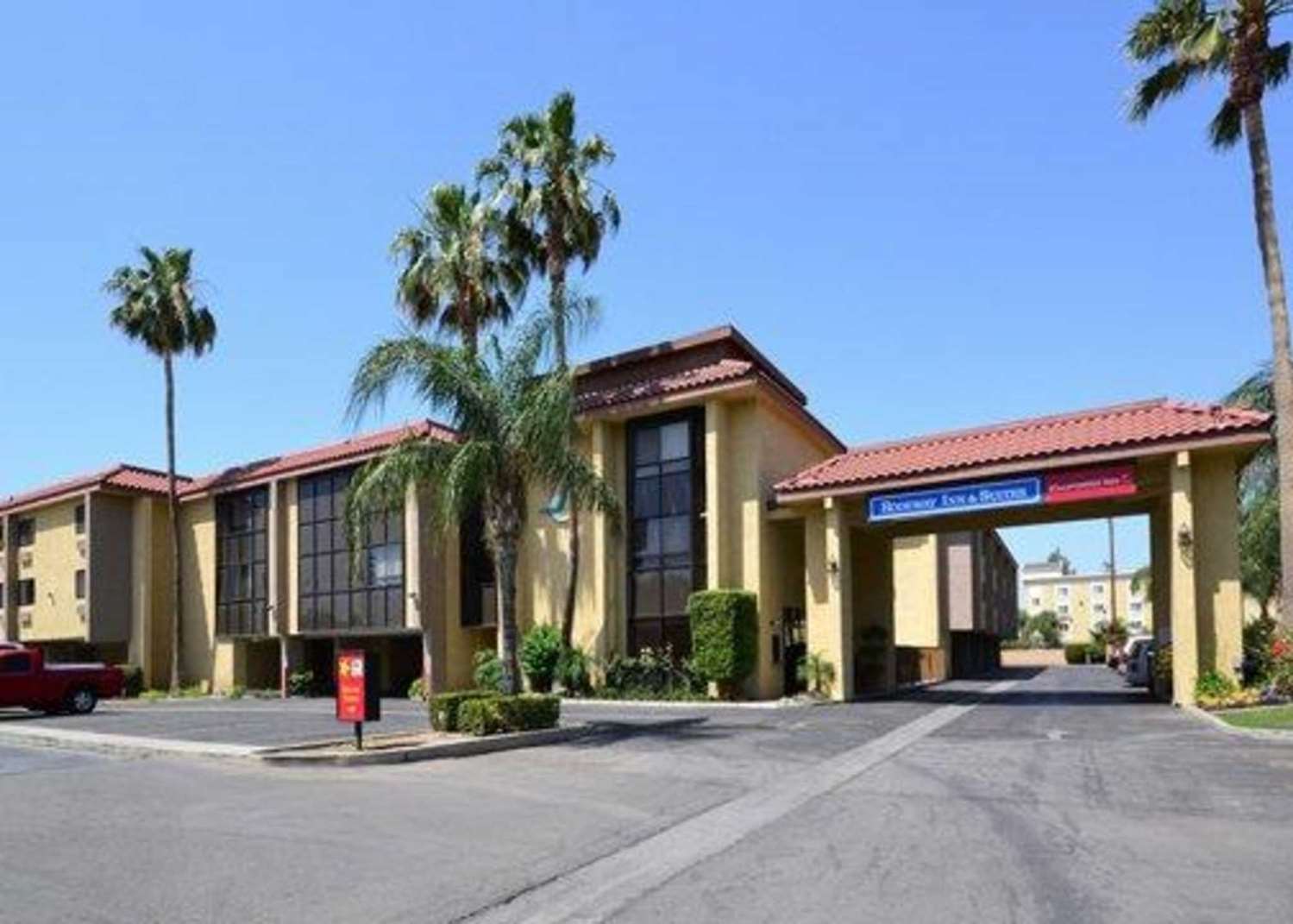 California Inn and Suites Bakersfield 12/14