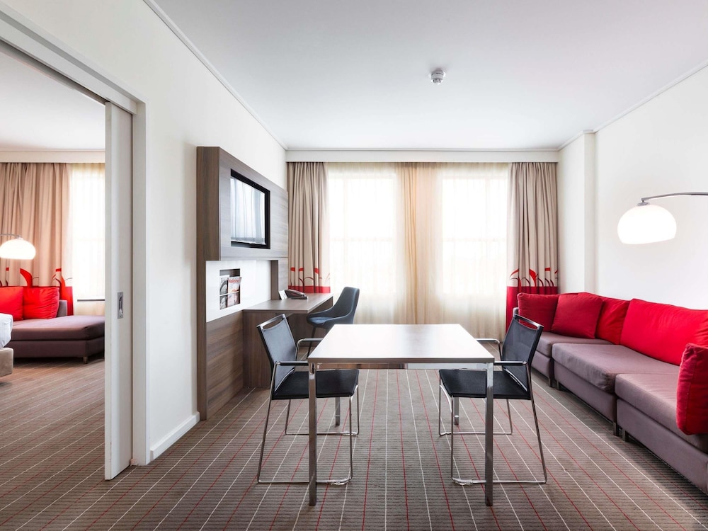 Novotel Melbourne Glen Waverley 33/50
