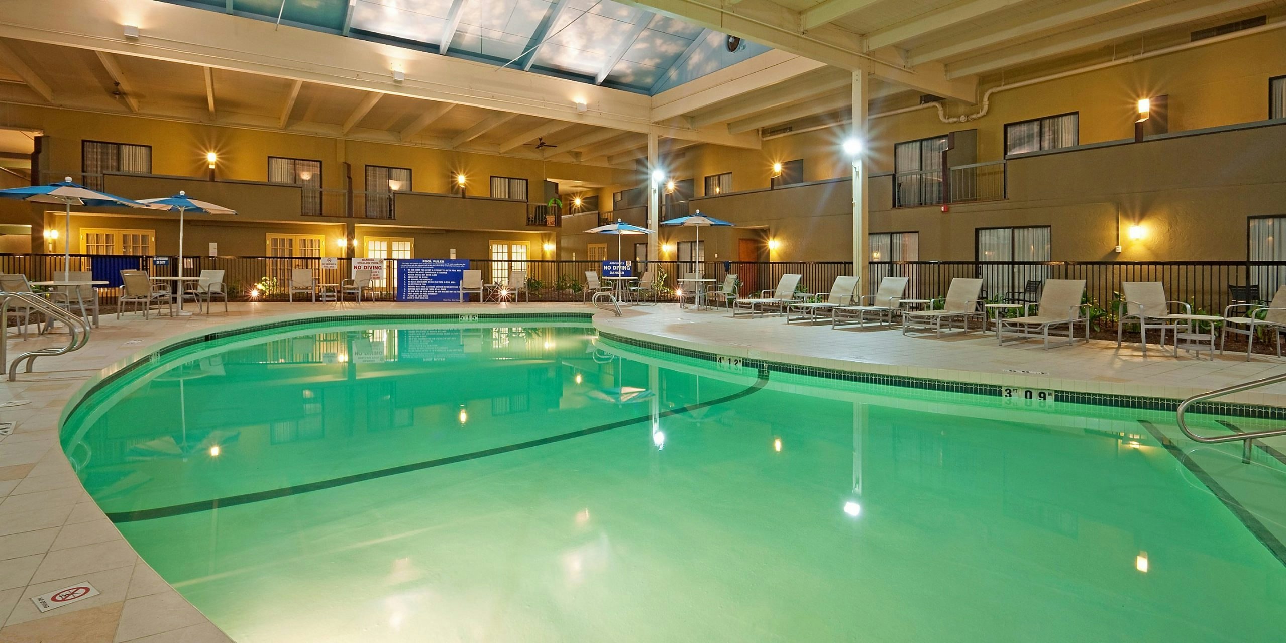 Envision Hotel And Conference Center Mansfield Foxboro 12/24