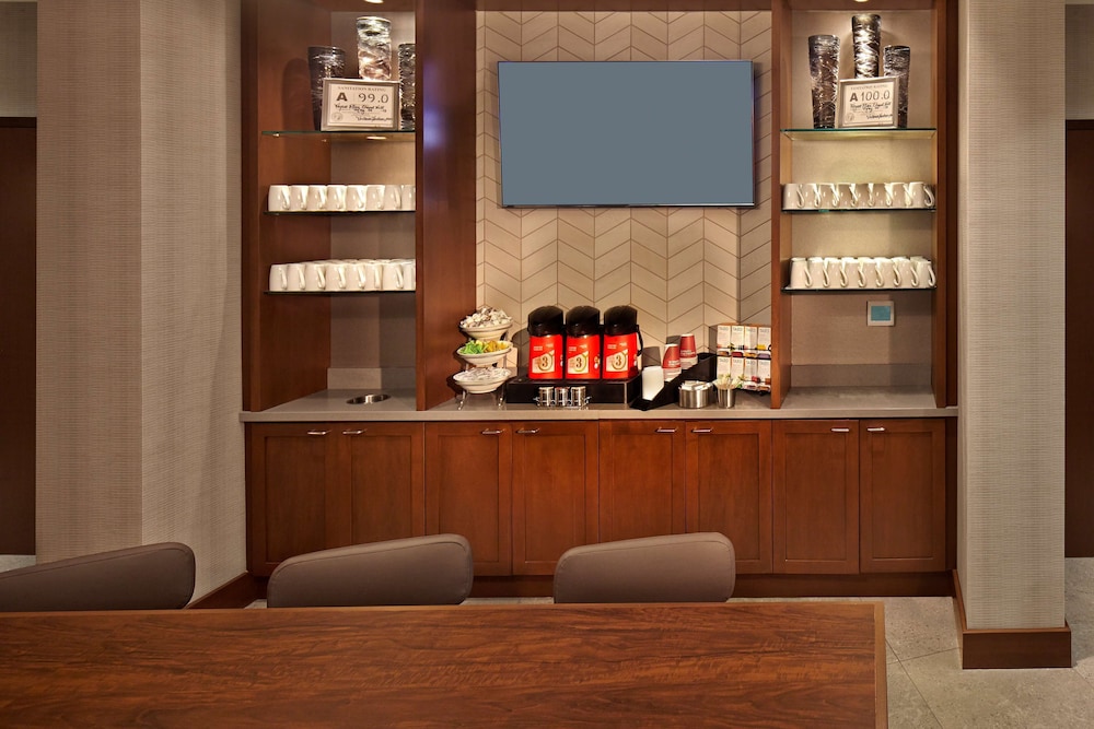 Hyatt Place Chapel Hill / Southern Village 30/36