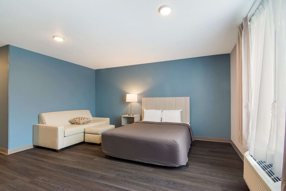 WoodSpring Suites Morrisville - Raleigh Durham Airport 15/35
