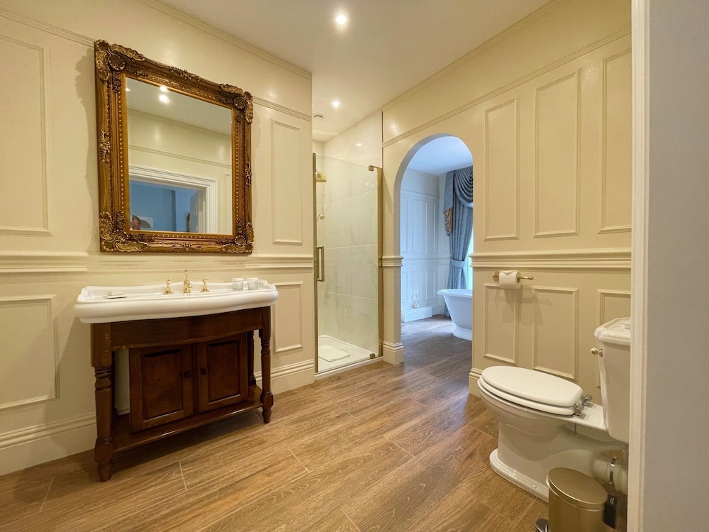 Plas Dinas Country House 47/50