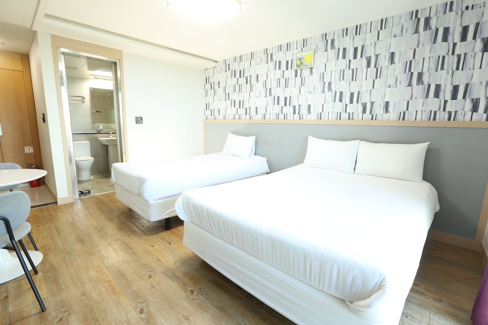 Jeju Moseulpo Hotel 24/54