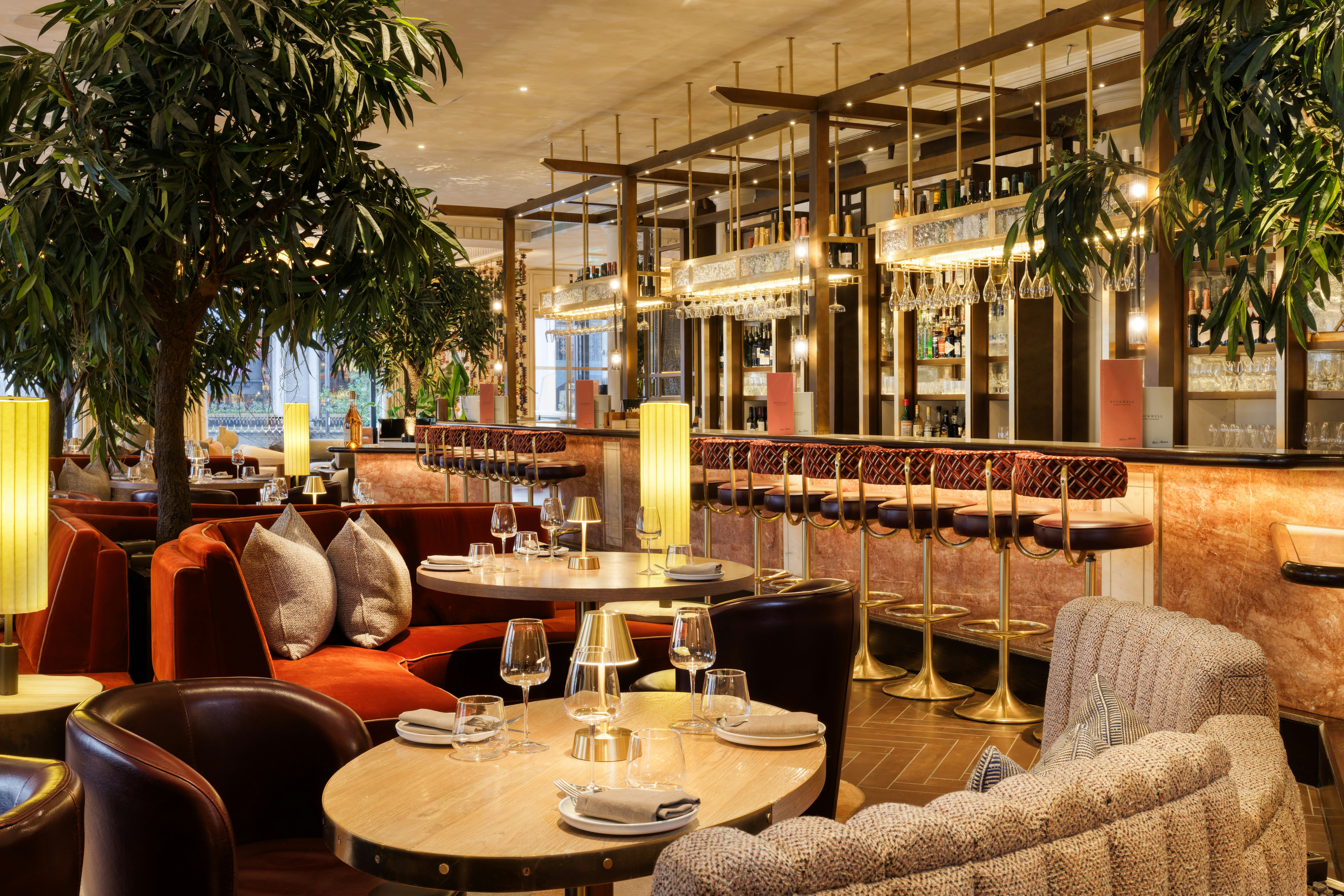 The Trafalgar St. James London, Curio Collection by Hilton 19/30